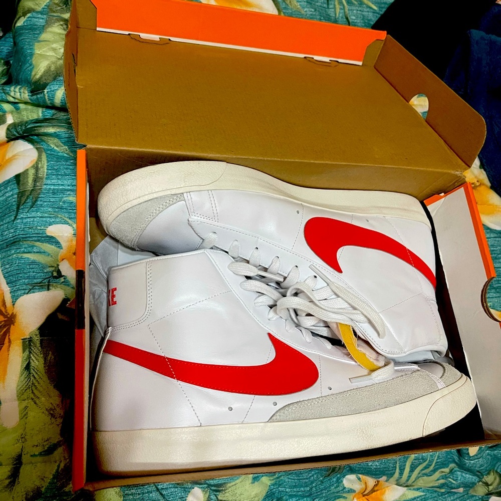 Nike blazer 77’s